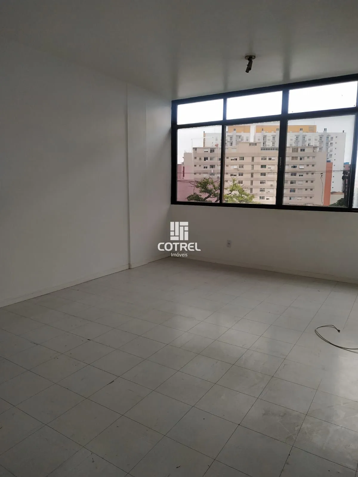 Sala Comercial central localizada na cidade de Santa Maria/RS