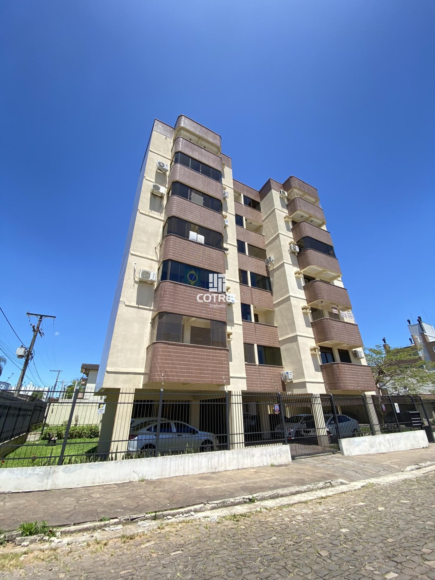Excelente apartamento 3 dormitórios 1 suíte 1 vaga de garagem localizado no Bair