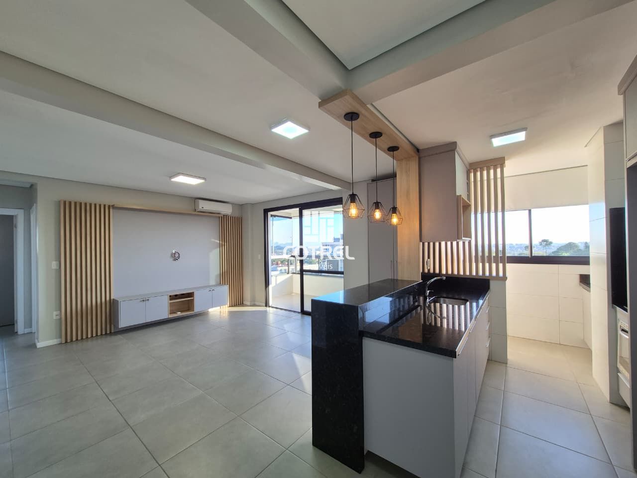 Apartamento Semimobiliado à Venda 2 dormitórios no bairro Nossa Sra de Fátima