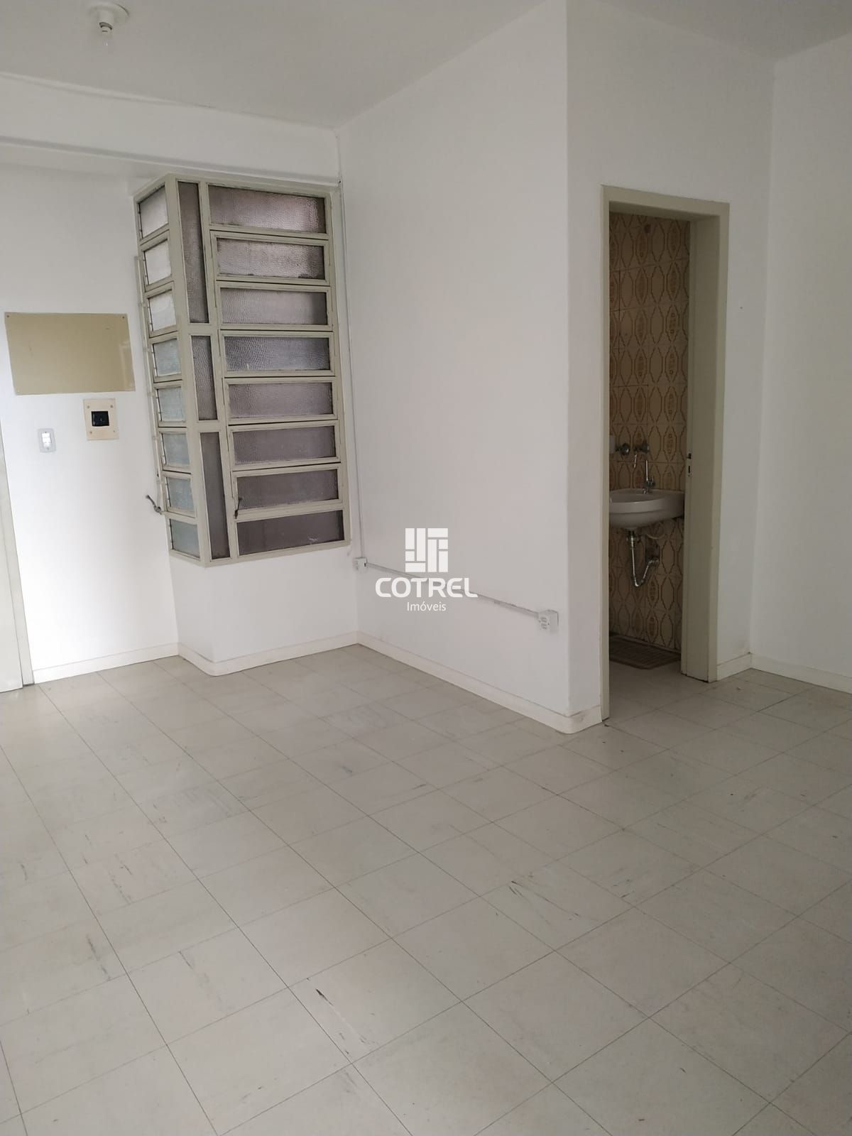 Sala Comercial central localizada na cidade de Santa Maria/RS