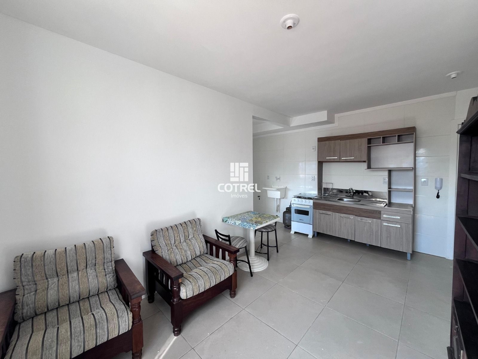 Apartamento à Venda 1 dormitório situado no bairro Camobi na cidade de Santa Mar