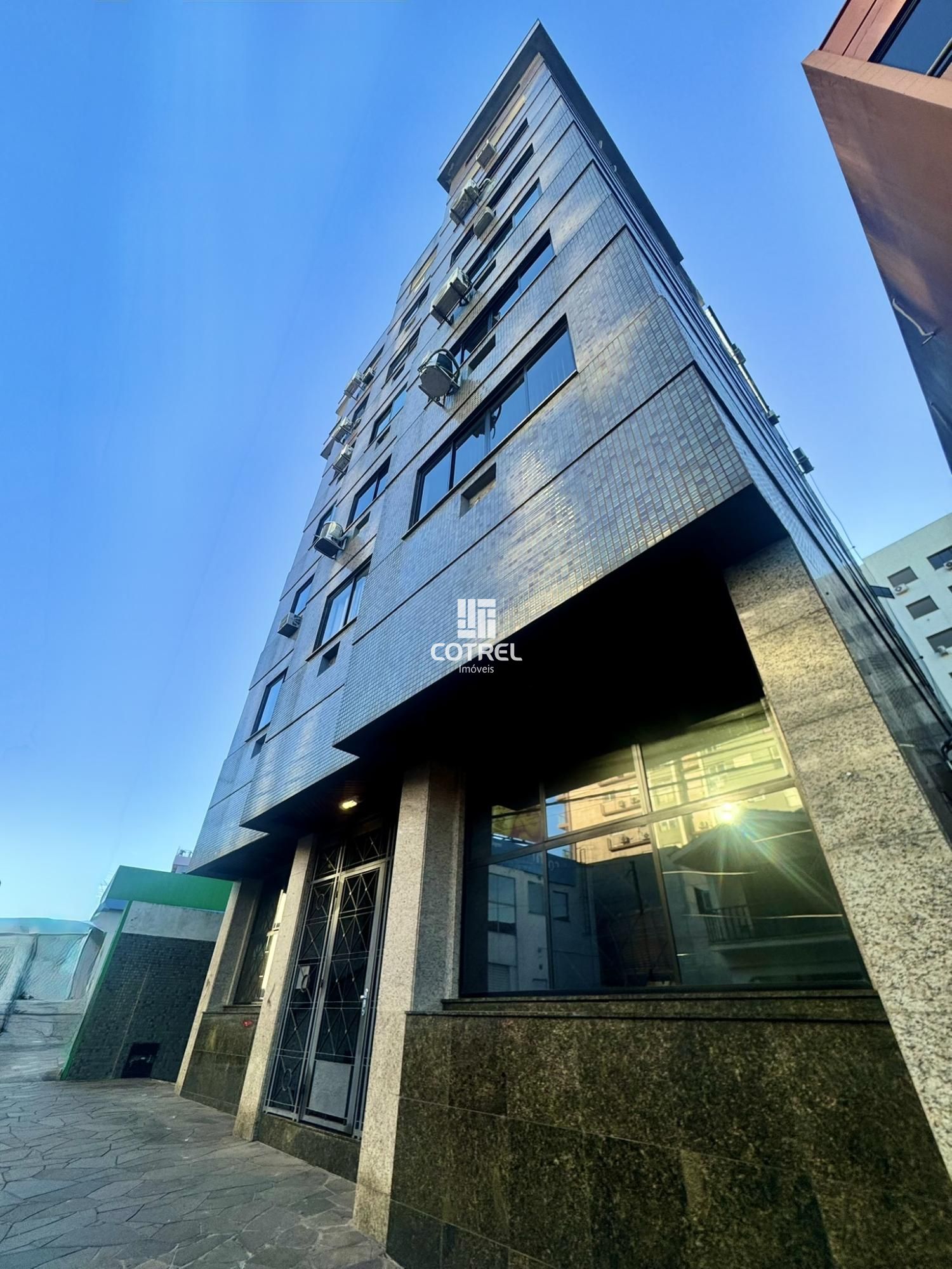 Apartamento à Venda 3 dormitórios sendo 1 suíte no bairro Centro em Santa Maria