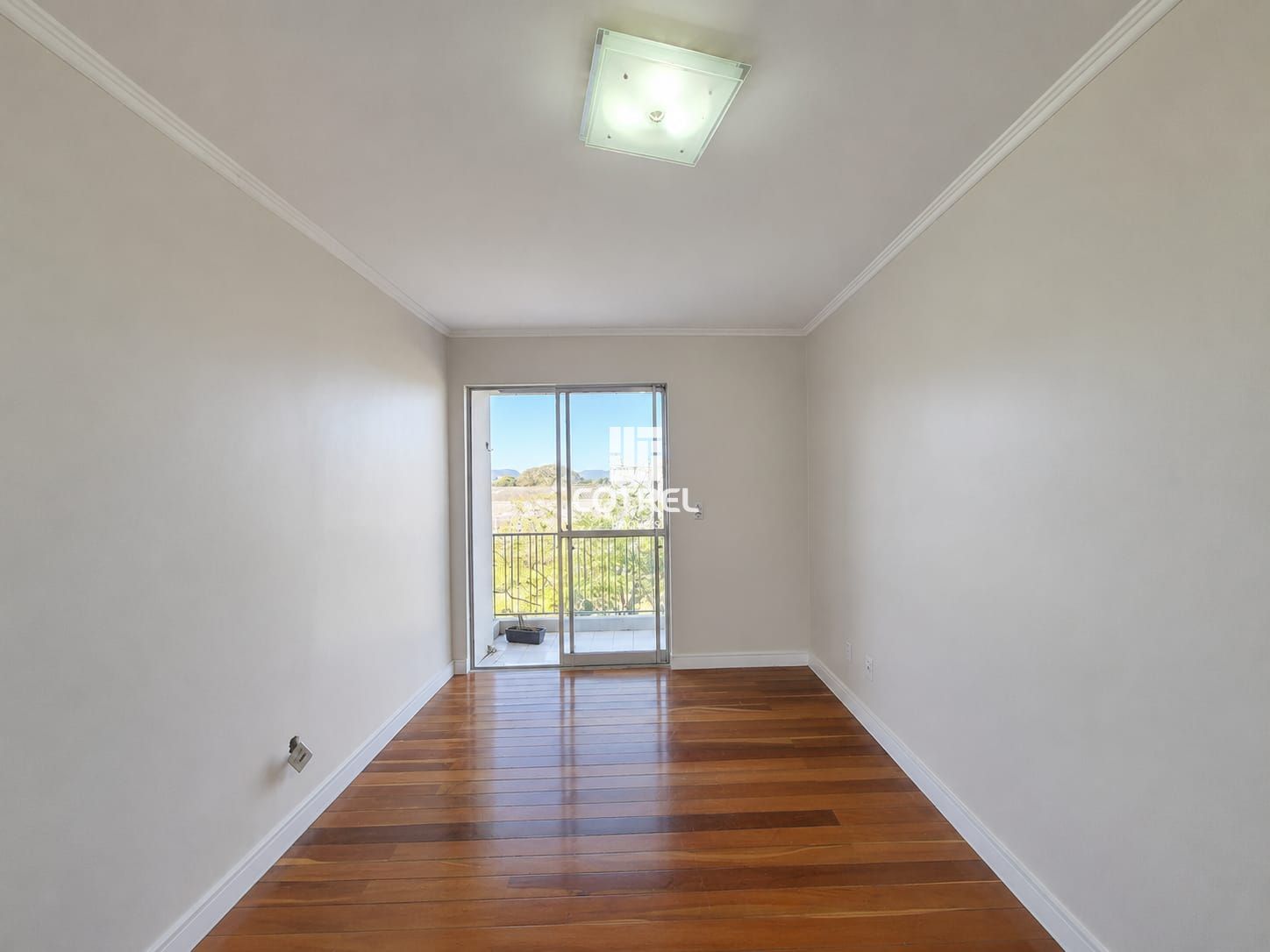 Apartamento para Locação 2 dormitórios no bairro Camobi em Santa Maria - RS