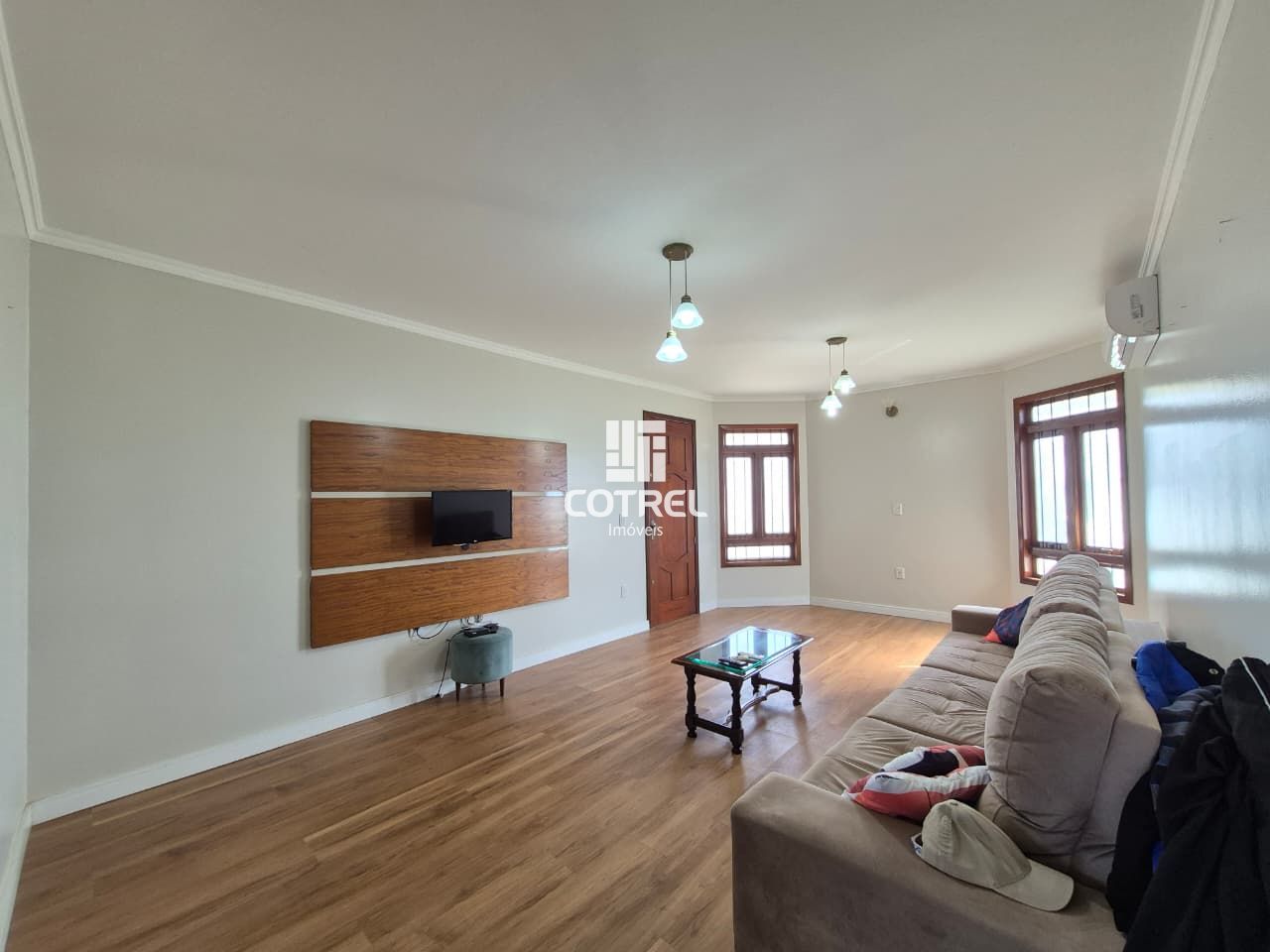 Casa Semimobiliada à Venda 3 dormitórios em Arroio Grande - Santa Maria/RS