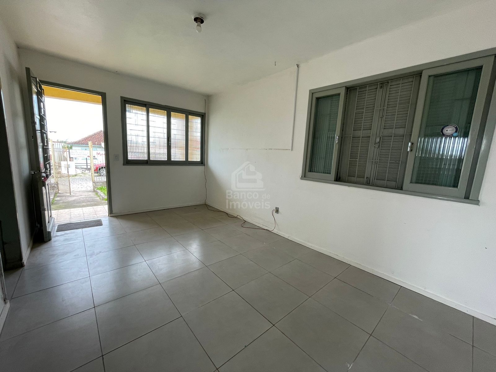 Casa para alugar com 3 quartos, 100m² - Foto 5