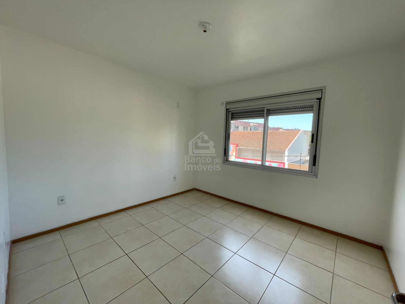 Apartamento para alugar com 2 quartos, 85m² - Foto 12