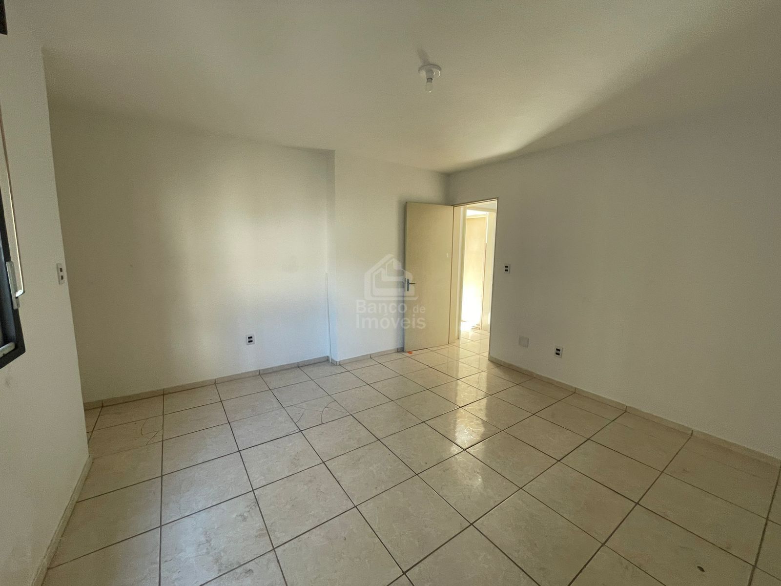 Apartamento para alugar com 2 quartos, 70m² - Foto 3