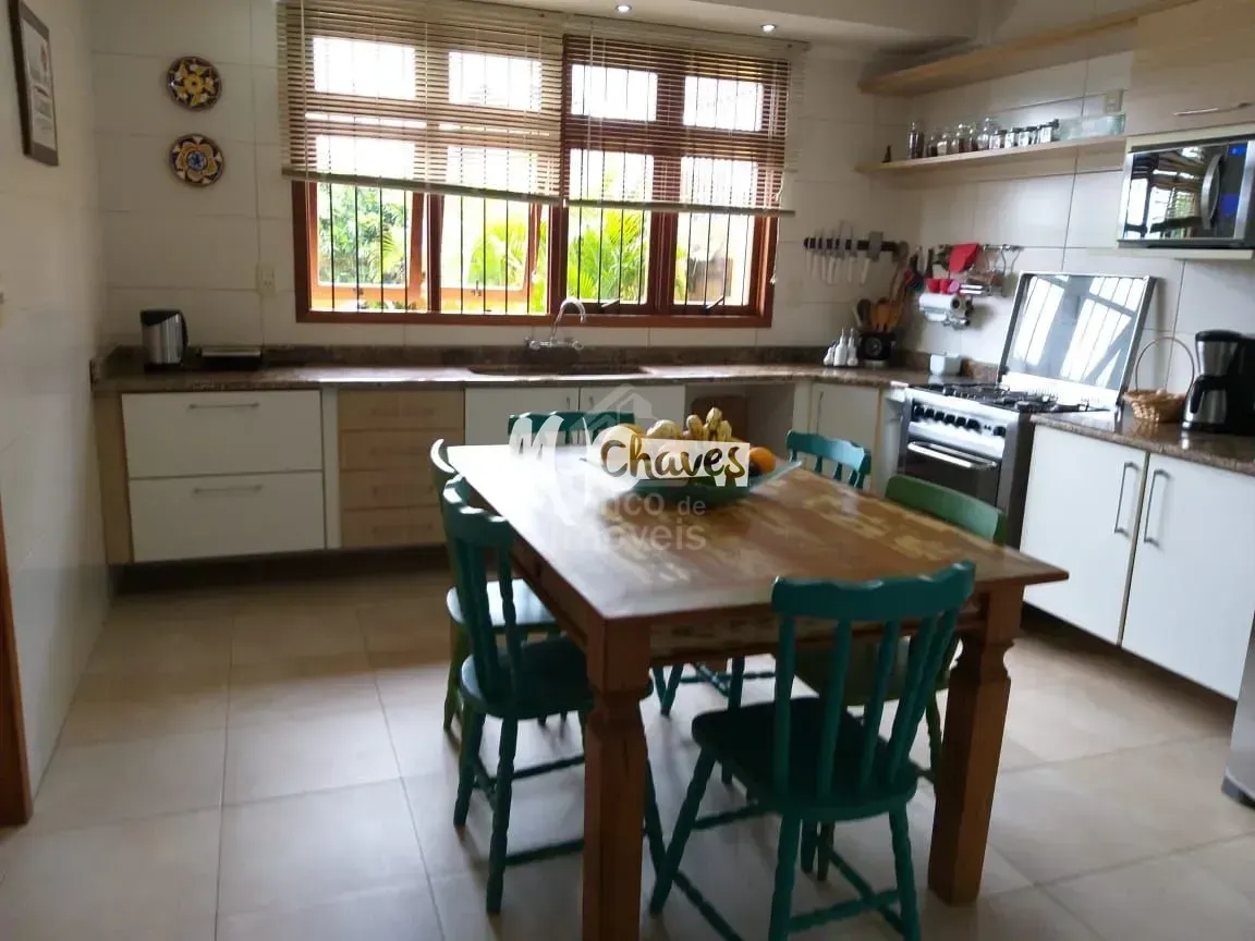 Sobrado, 3 quartos, 327 m² - Foto 9