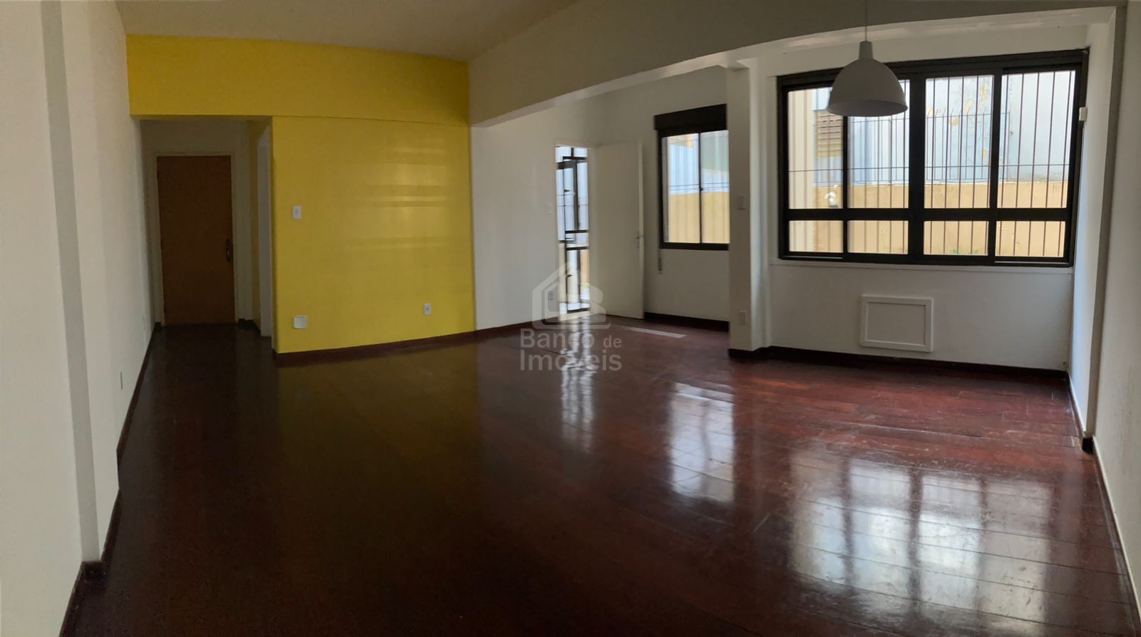 Apartamento à venda com 2 quartos, 90m² - Foto 3