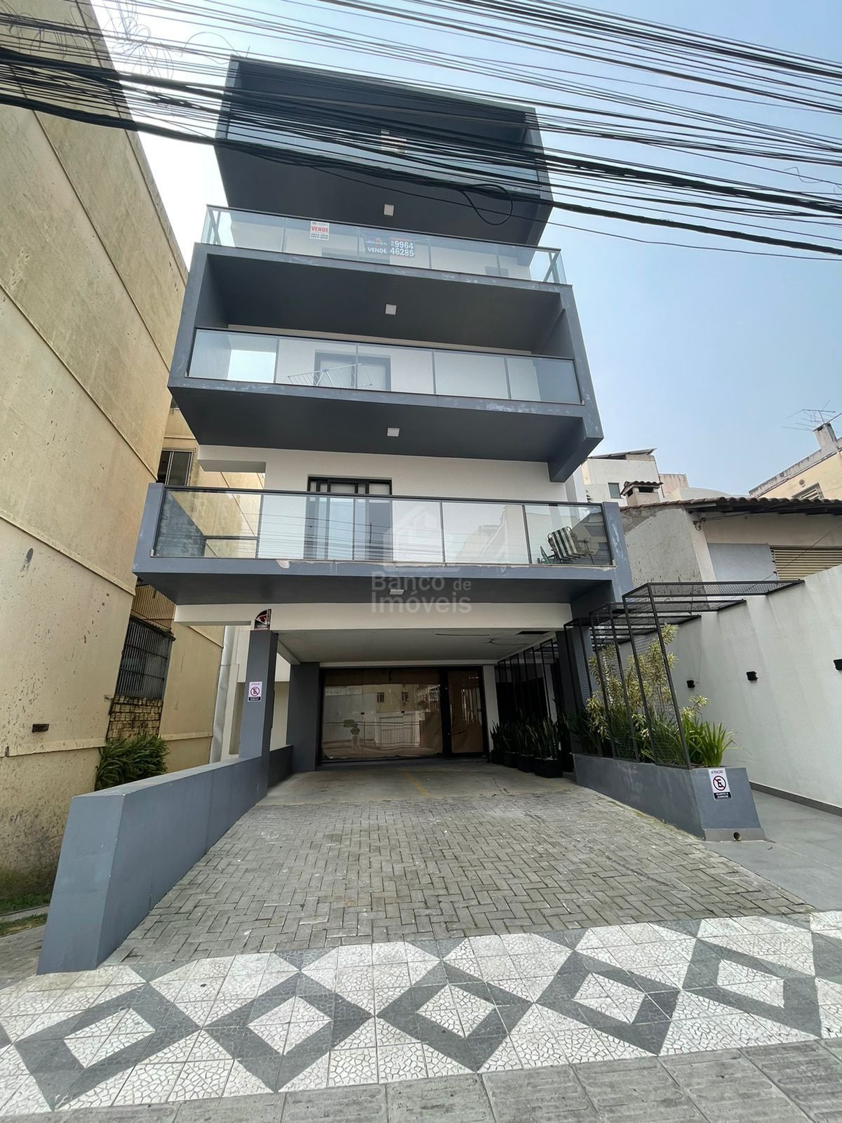 Conjunto Comercial-Sala à venda e aluguel com 1 quarto, 199m² - Foto 1