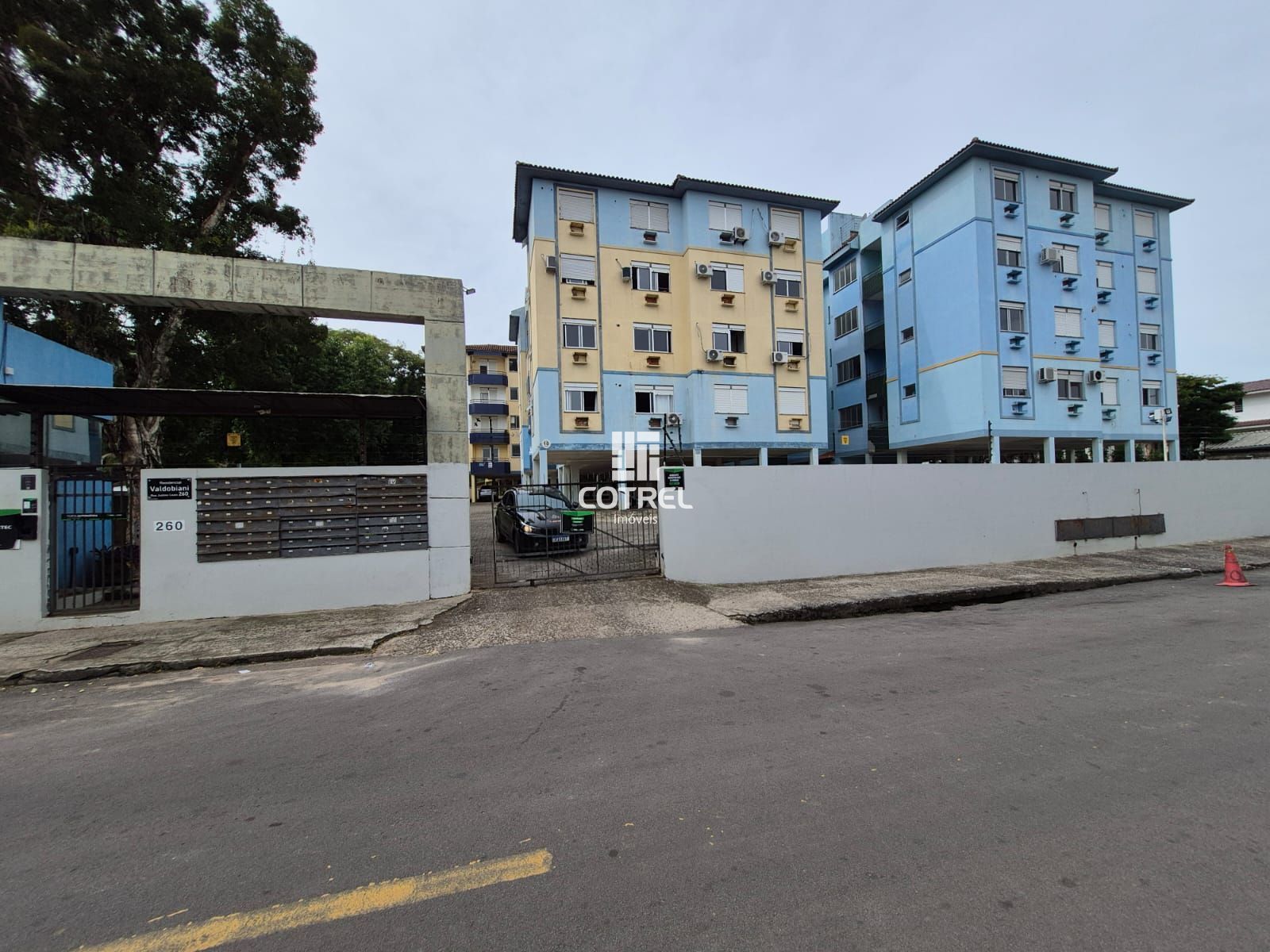 Apartamento para locação 2 dormitórios no Bairro Duque de Caxias em Santa Maria