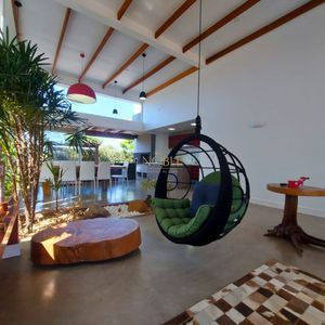 Casa com 210m², 3 dormitórios, 3 suítes, 2 vagas no Ocean Side em Torres para Comprar