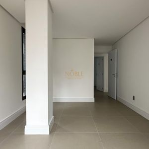 Apartamento com 97m², 2 dormitórios, 2 suítes, 1 vaga no Praça Quatro em Torres para Comprar