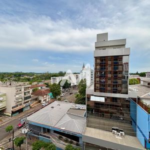 Apartamento com 74m² e 3 dormitórios no bairro Centro em Lajeado para Comprar