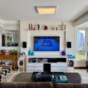 Apartamento com 186m², 3 dormitórios, 1 suíte, 4 vagas no Debret em Torres para Comprar