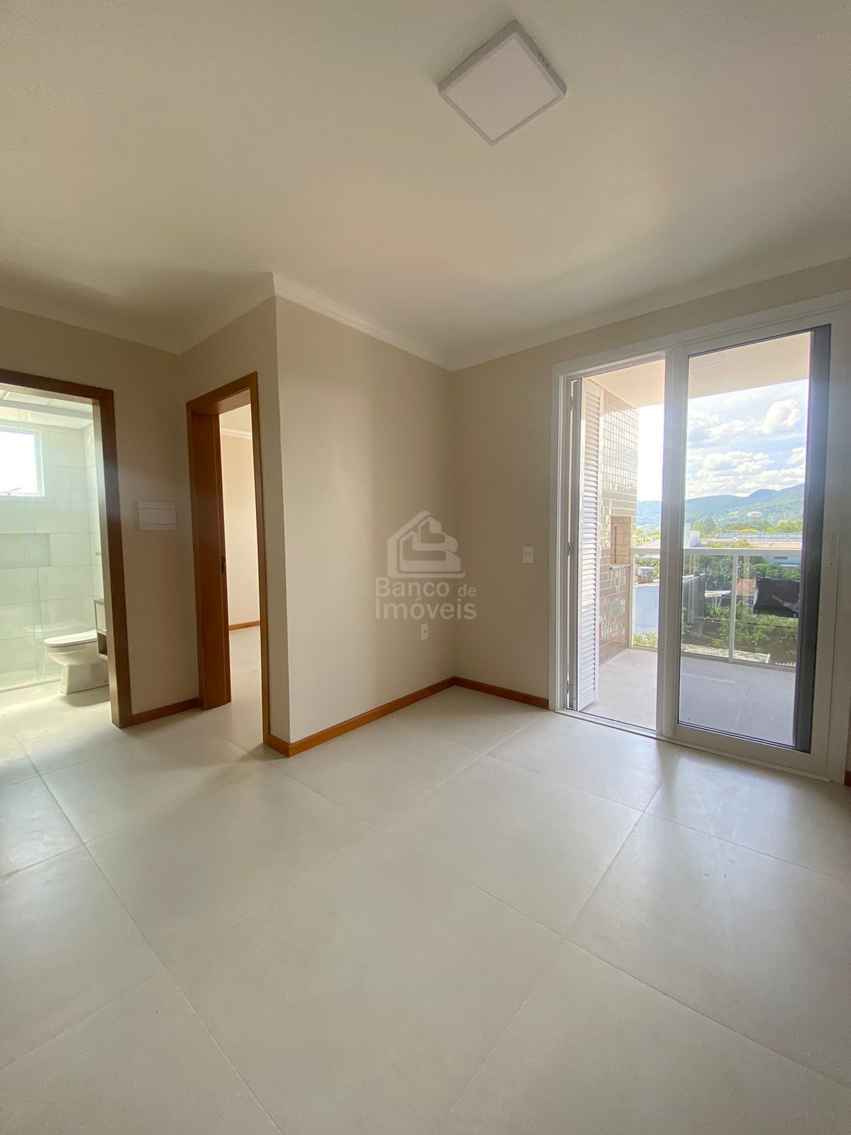 Apartamento à venda e aluguel com 2 quartos, 63m² - Foto 4