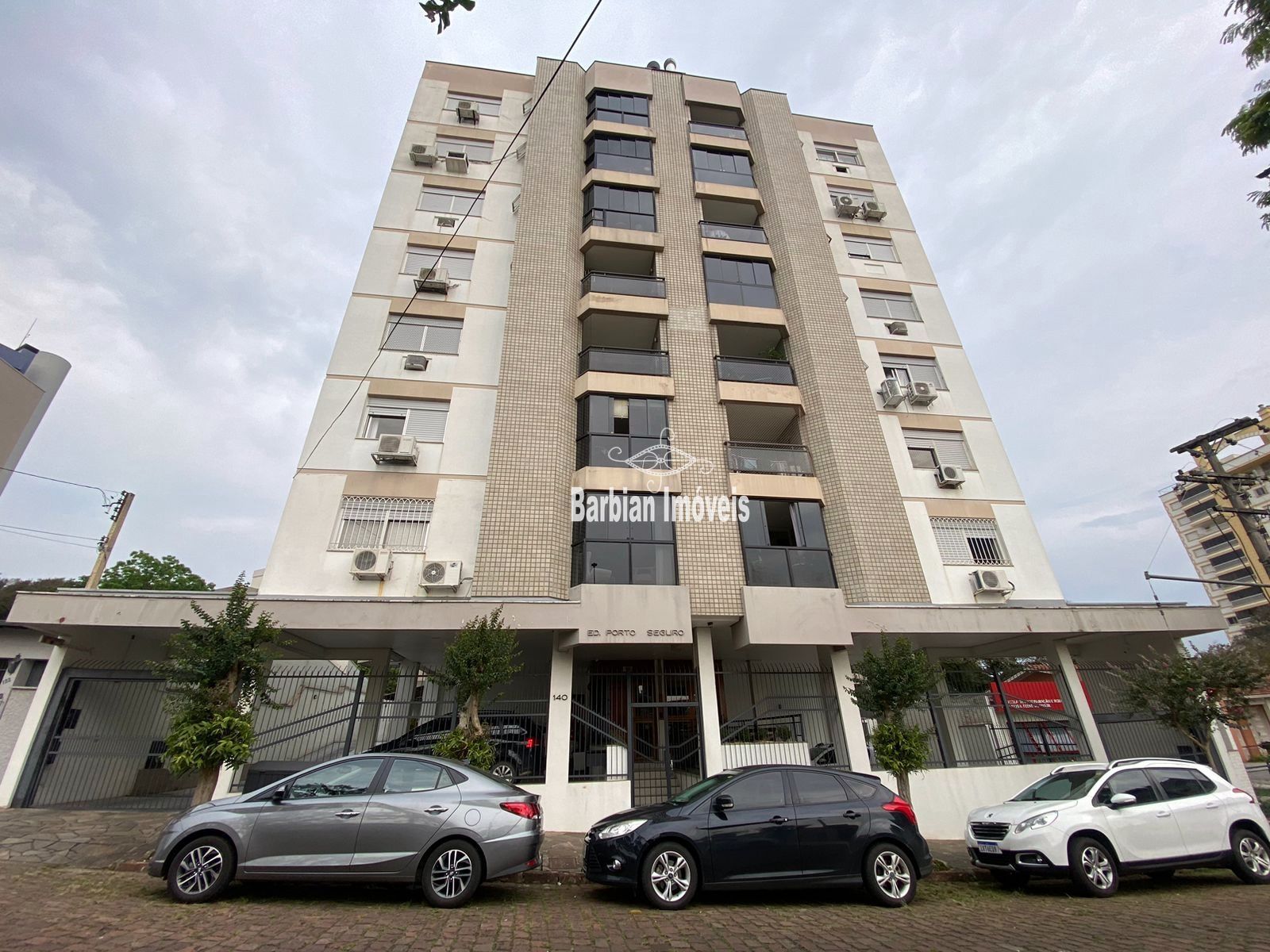 Apartamento à venda com 2 quartos, 85m² - Foto 2