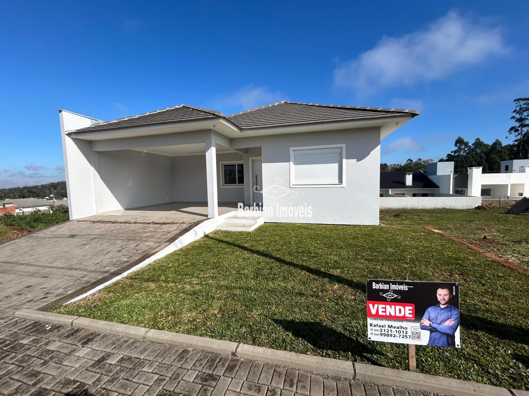 Casa à venda com 3 quartos, 121m² - Foto 1