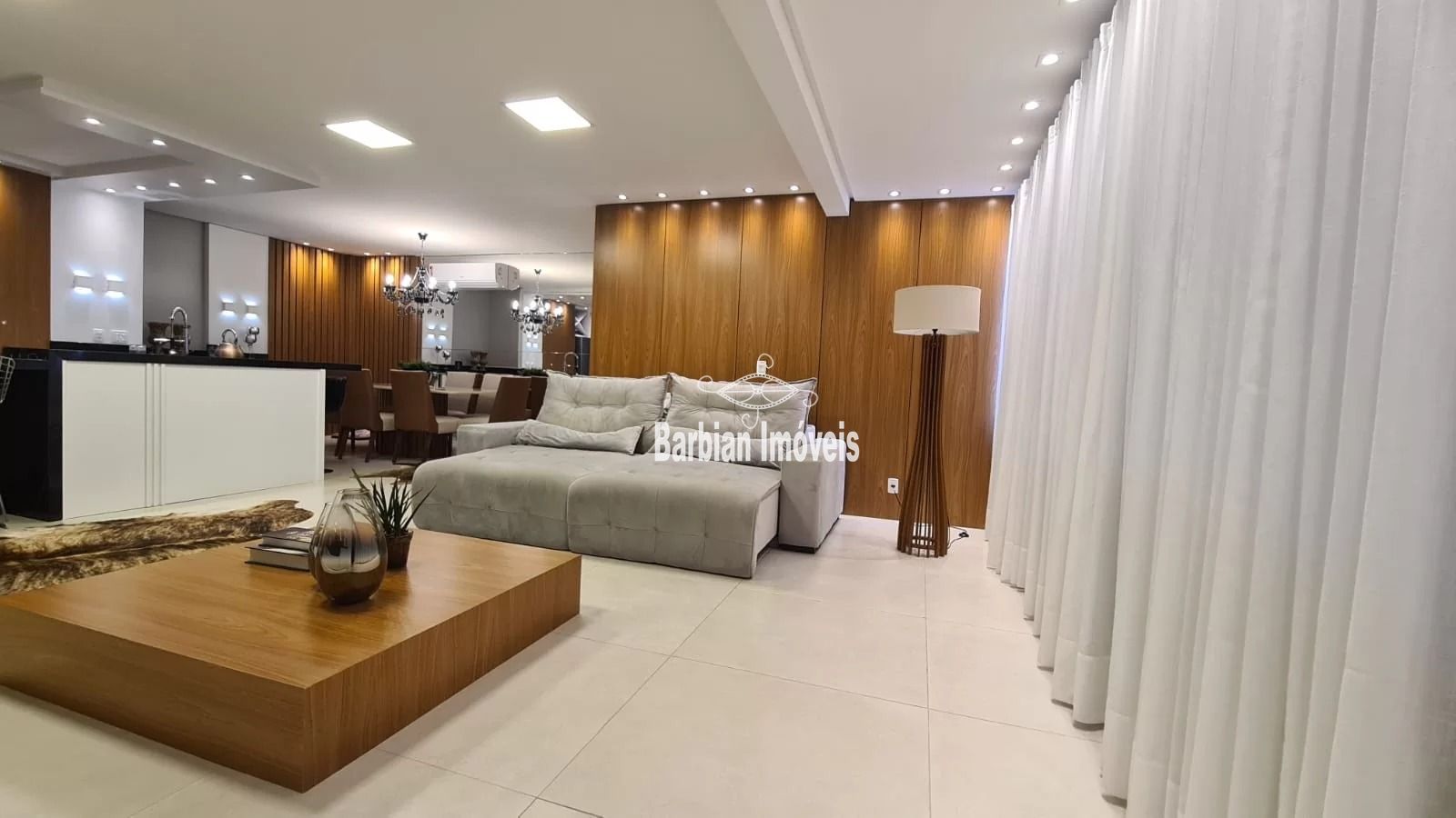 Apartamento à venda com 3 quartos, 136m² - Foto 4