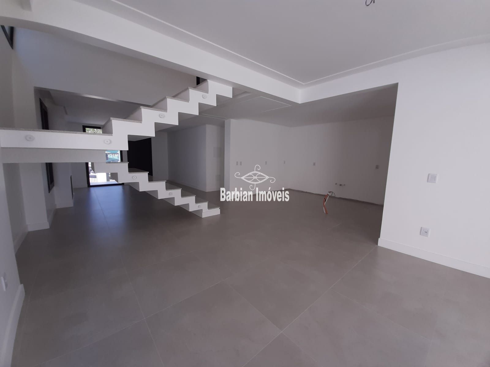 Casa à venda com 3 quartos, 208m² - Foto 12