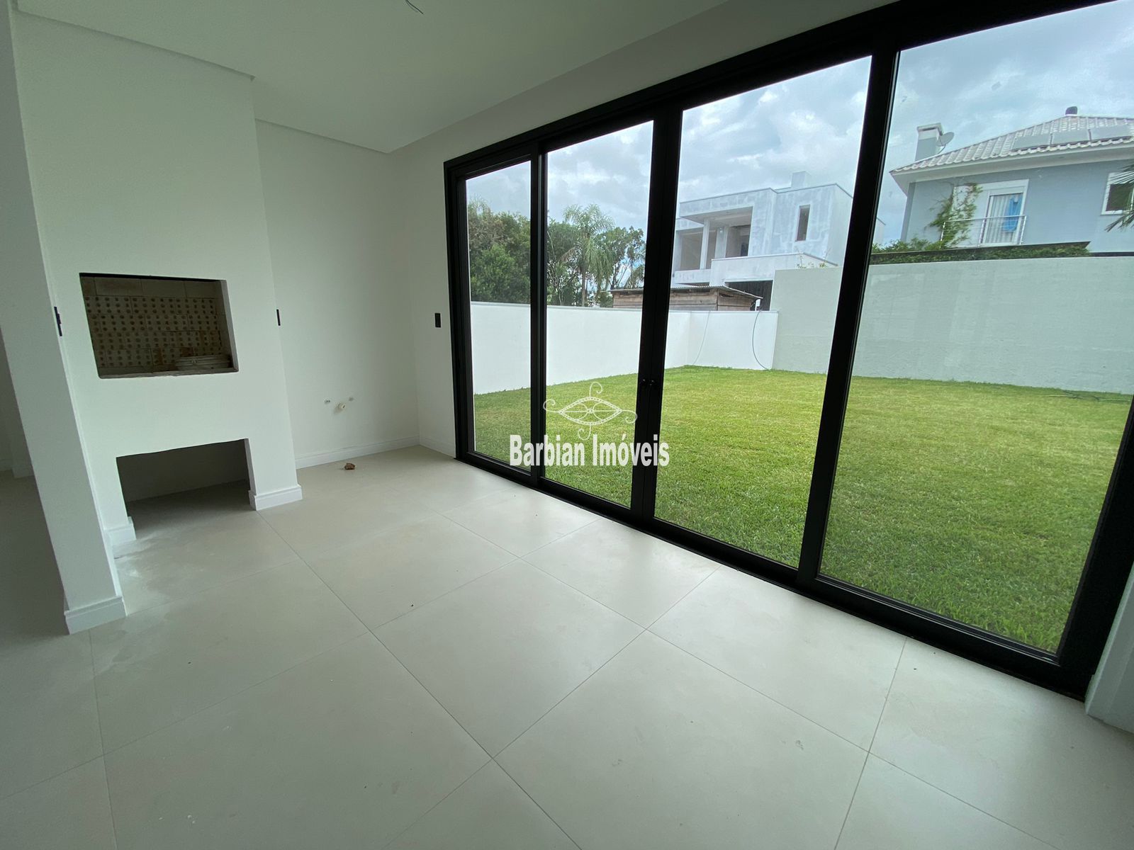 Casa à venda com 3 quartos, 189m² - Foto 12