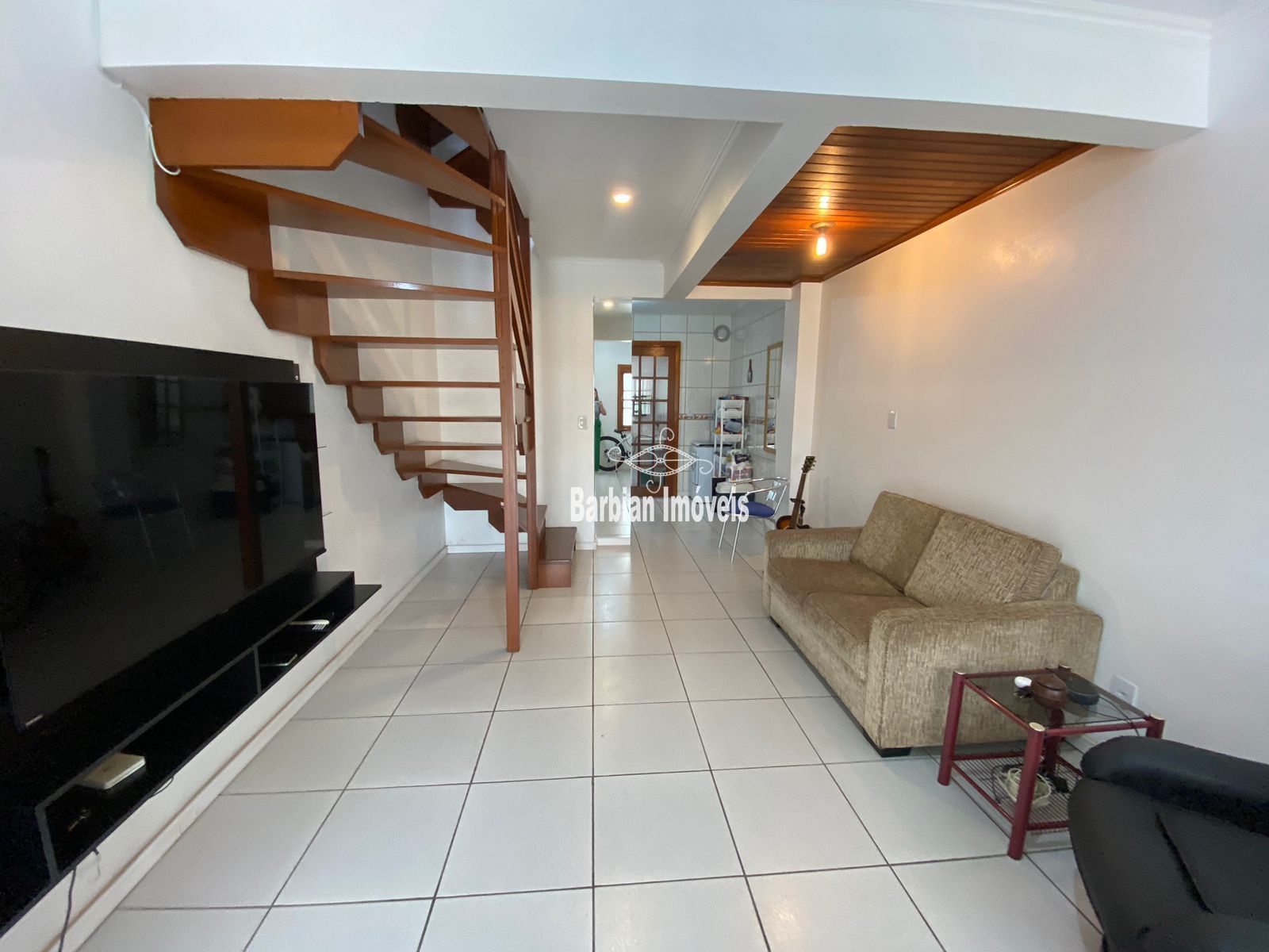 Apartamento à venda com 3 quartos, 87m² - Foto 2