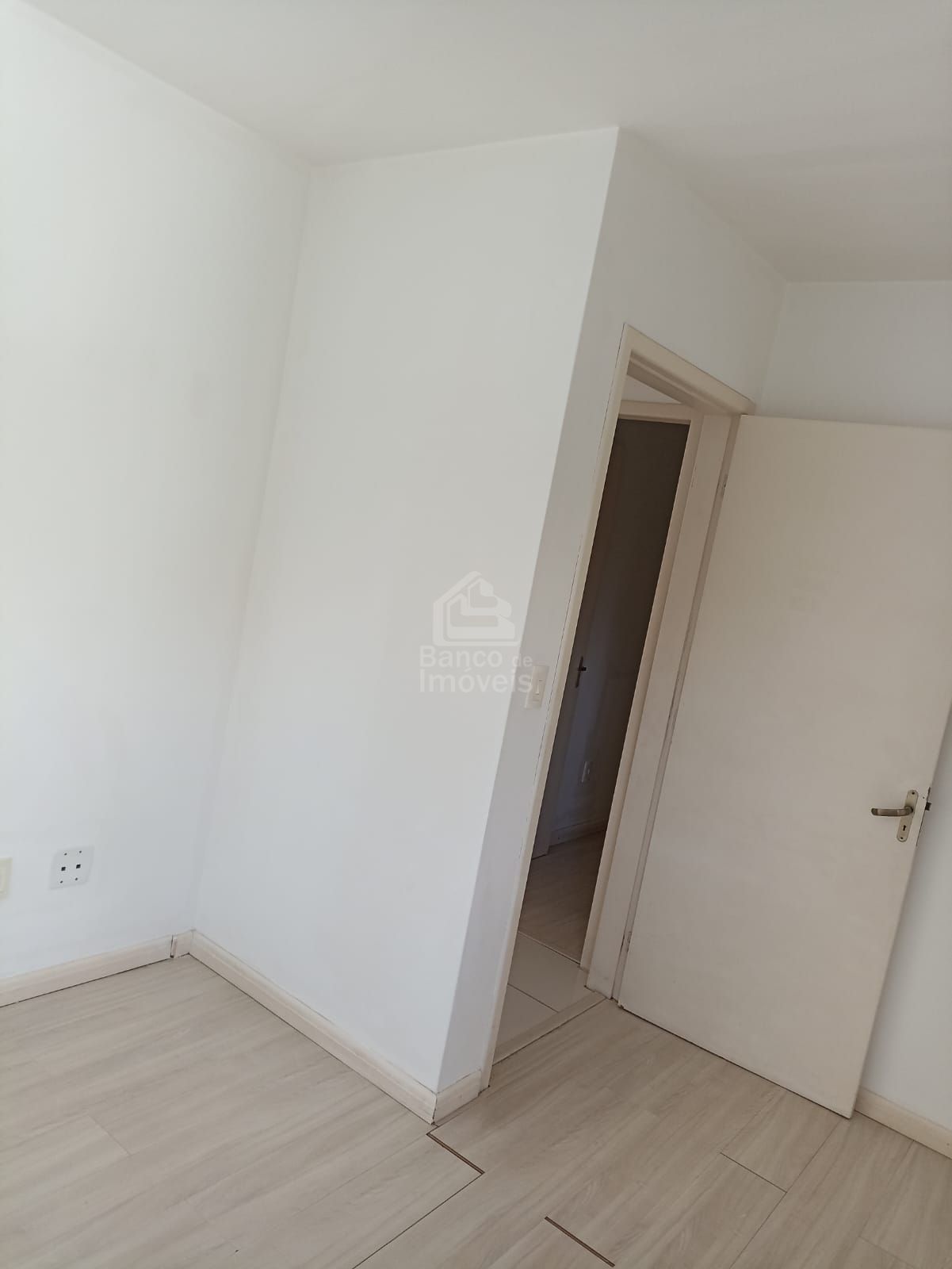 Apartamento à venda com 2 quartos, 75m² - Foto 6