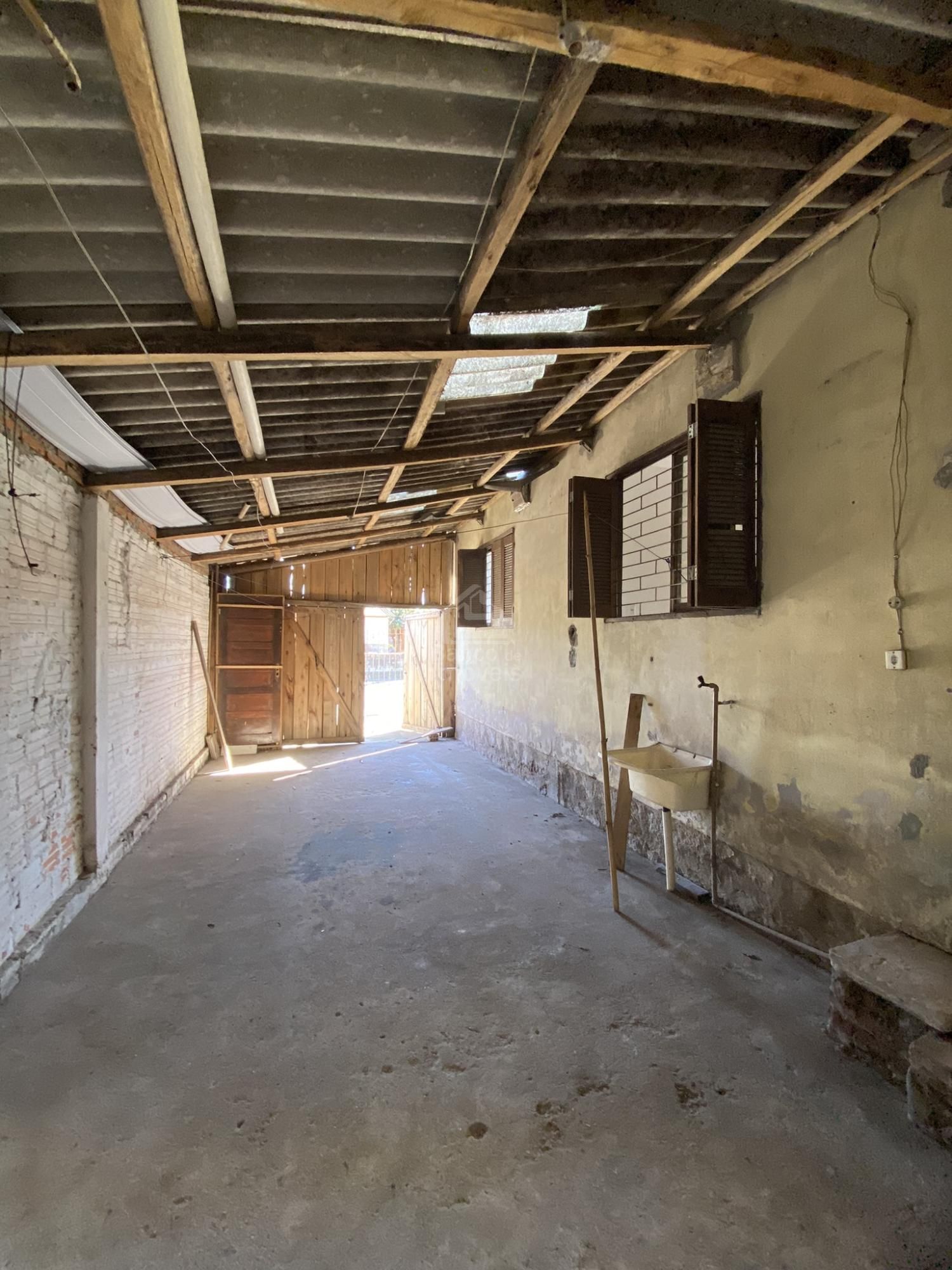Casa à venda e aluguel com 3 quartos, 60m² - Foto 12