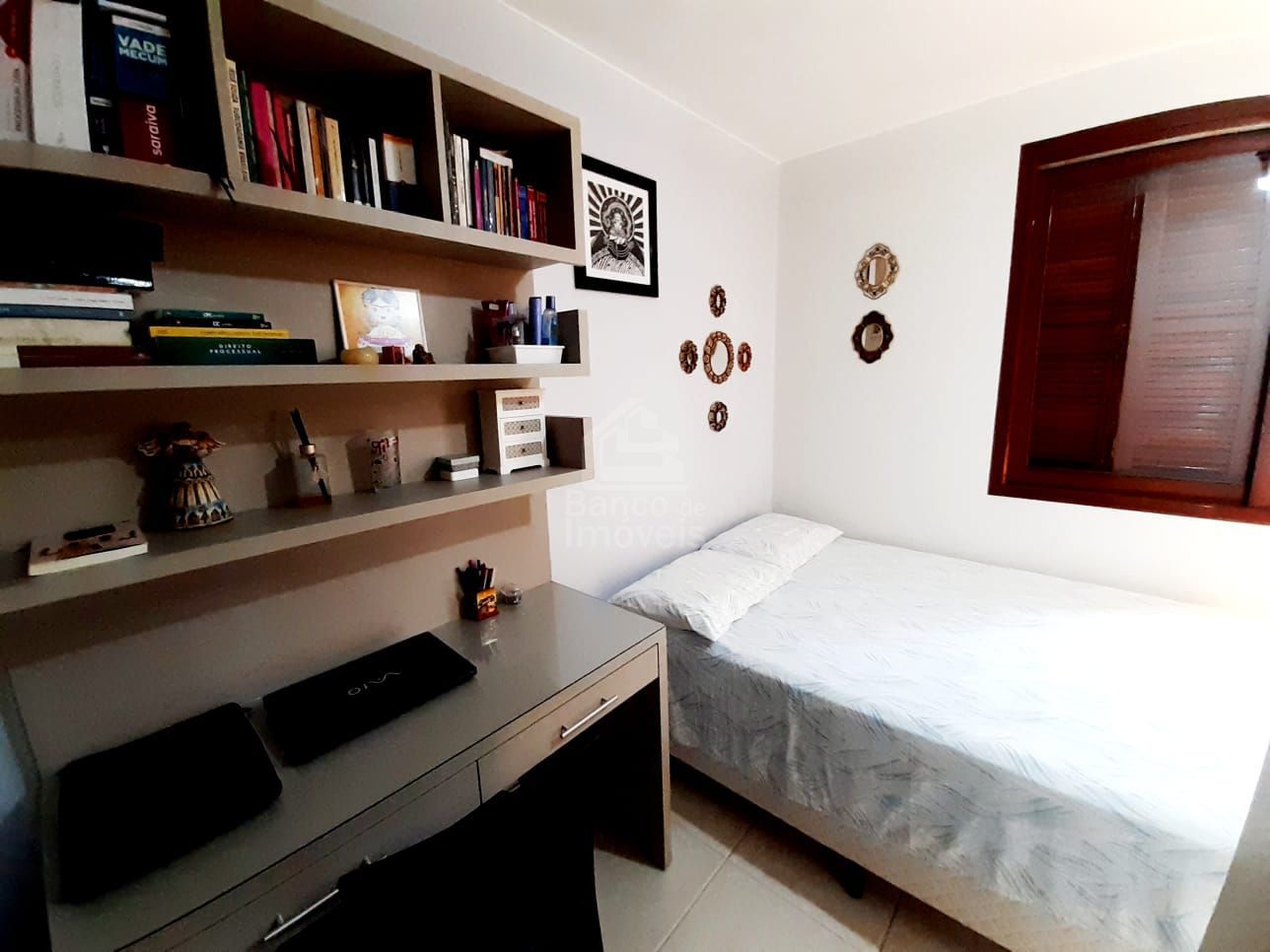 Casa à venda com 3 quartos, 86m² - Foto 11