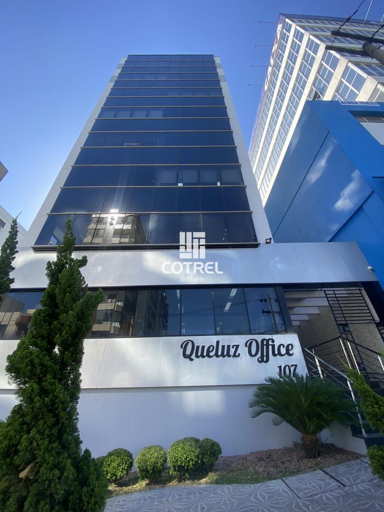 Excelente Sala Comercial com 43 m² no Queluz Office situada na Rua Alameda Bueno