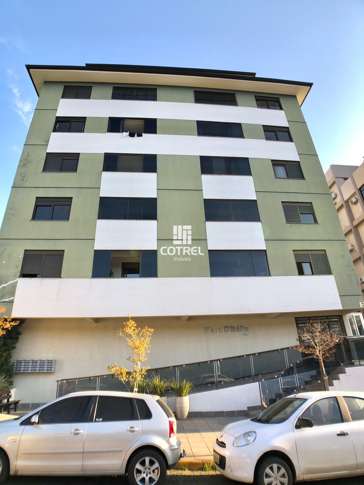 Apartamento mobiliado com 3 dormitórios, suíte e 2 vagas no bairro Nossa Senhora