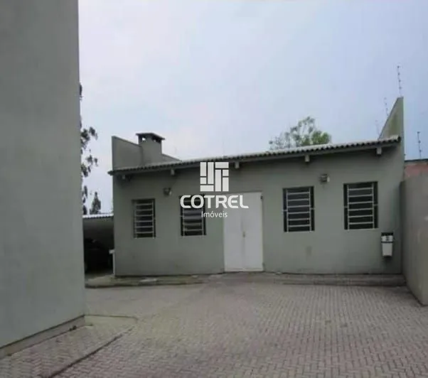 Apartamento 2 dormitórios e 1 vaga de garagem no Bairro Passo D' Areia localizad
