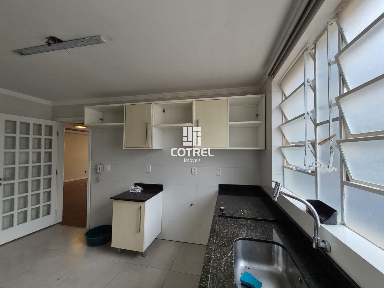 Apartamento para Locação 3 dormitórios sendo 1 suíte bairro Nossa Sra de Fátima
