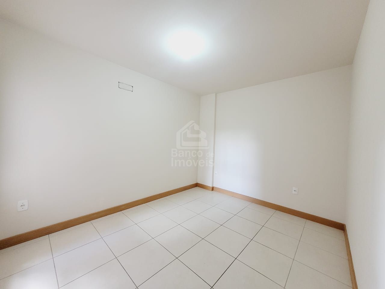 Apartamento para alugar com 2 quartos, 50m² - Foto 6