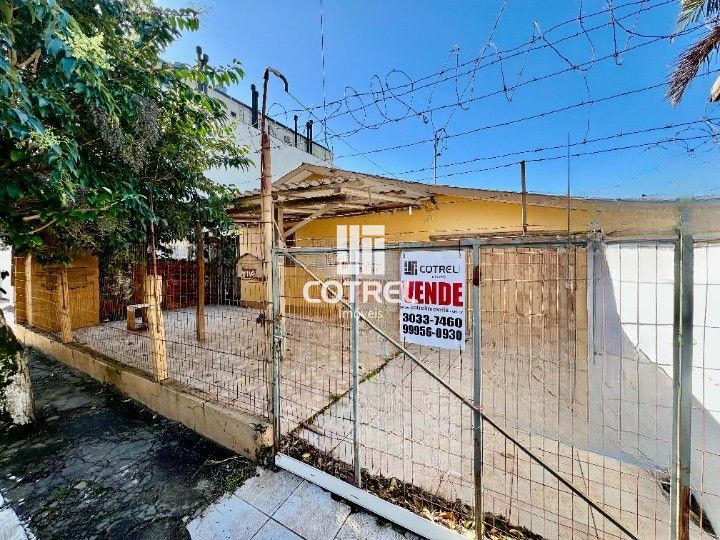 Terreno para venda 10 x 30 situado no Bairro Camobi na cidade de Santa Maria/RS.