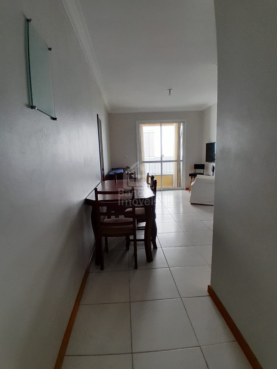 Apartamento para alugar com 1 quarto, 57m² - Foto 2