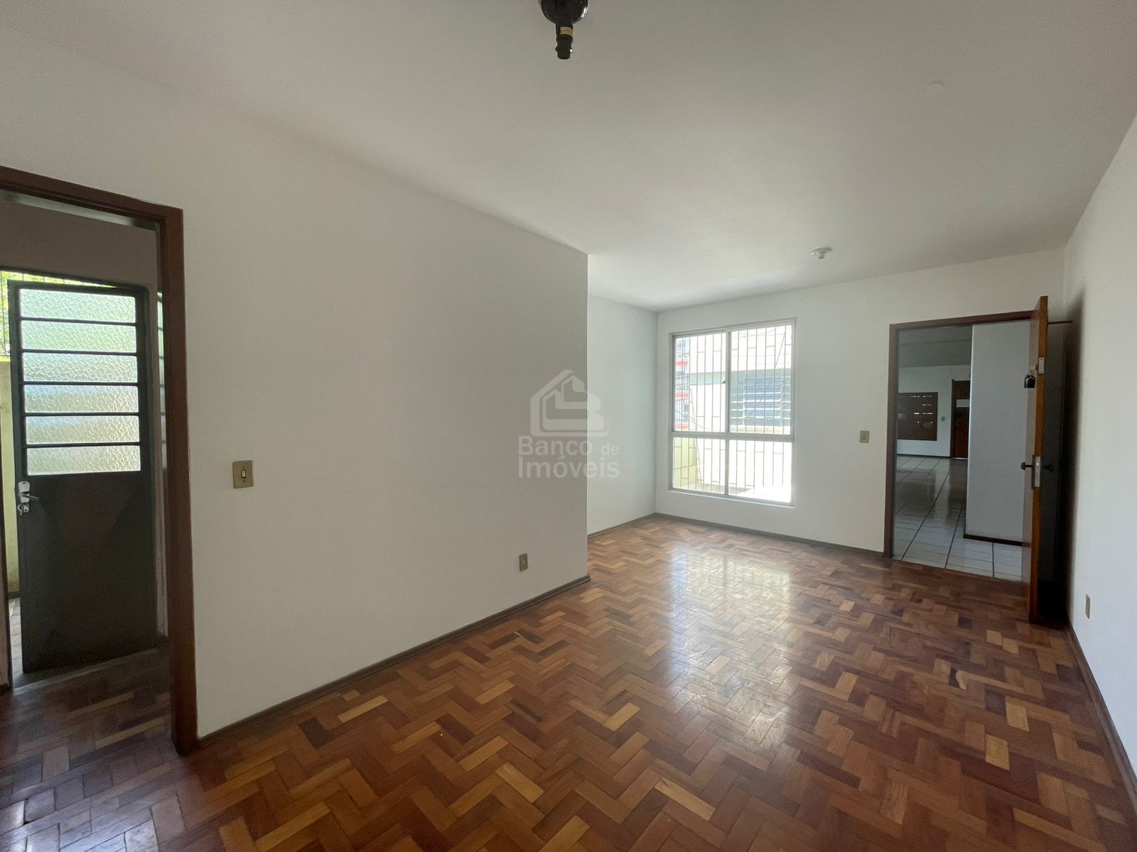 Apartamento à venda com 2 quartos, 96m² - Foto 5