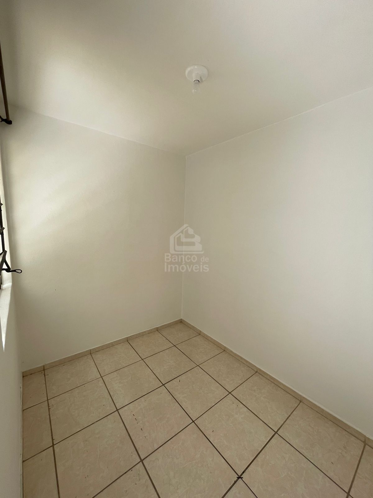 Apartamento para alugar com 2 quartos, 70m² - Foto 8