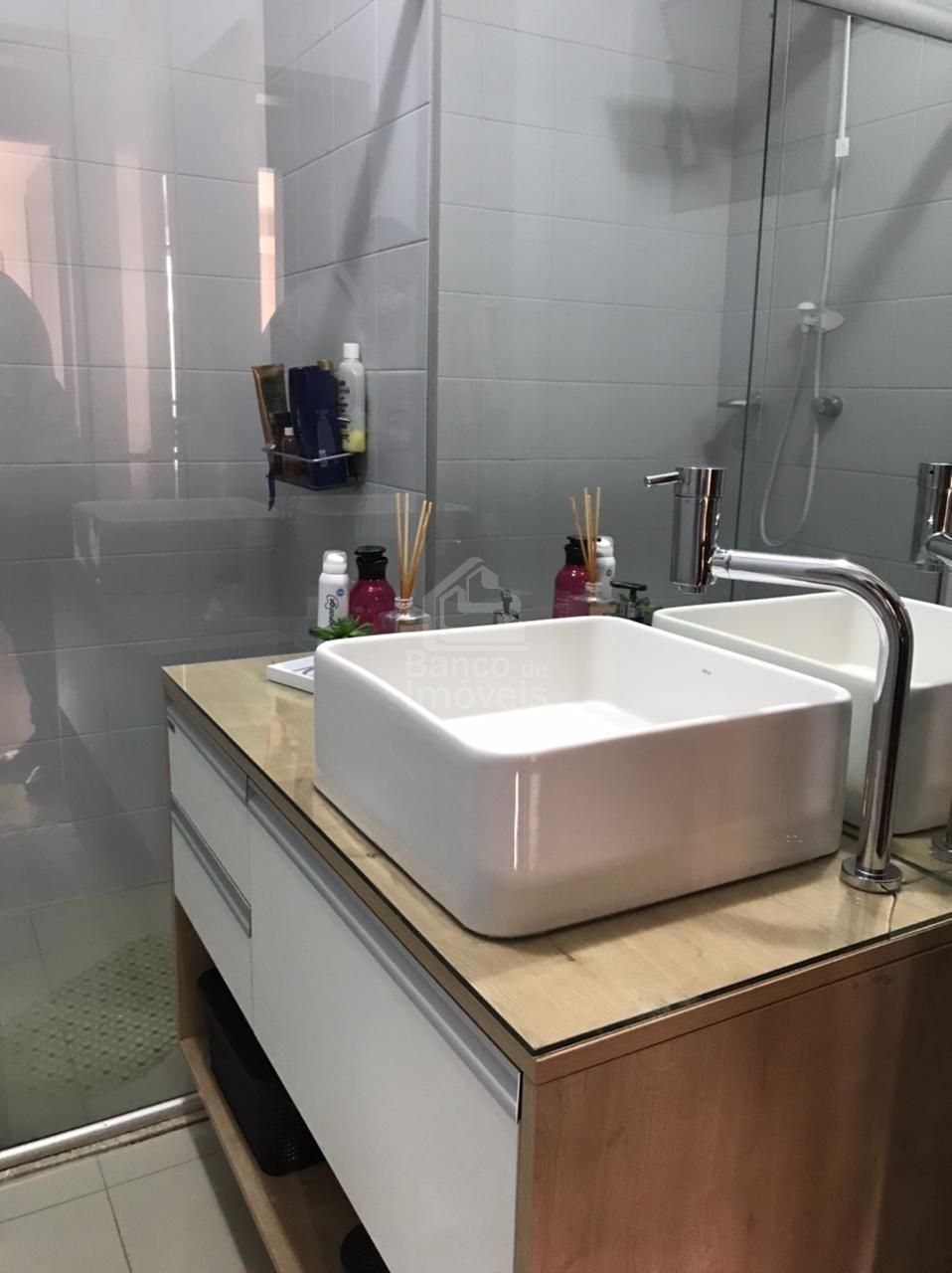 Apartamento à venda com 3 quartos, 189m² - Foto 13