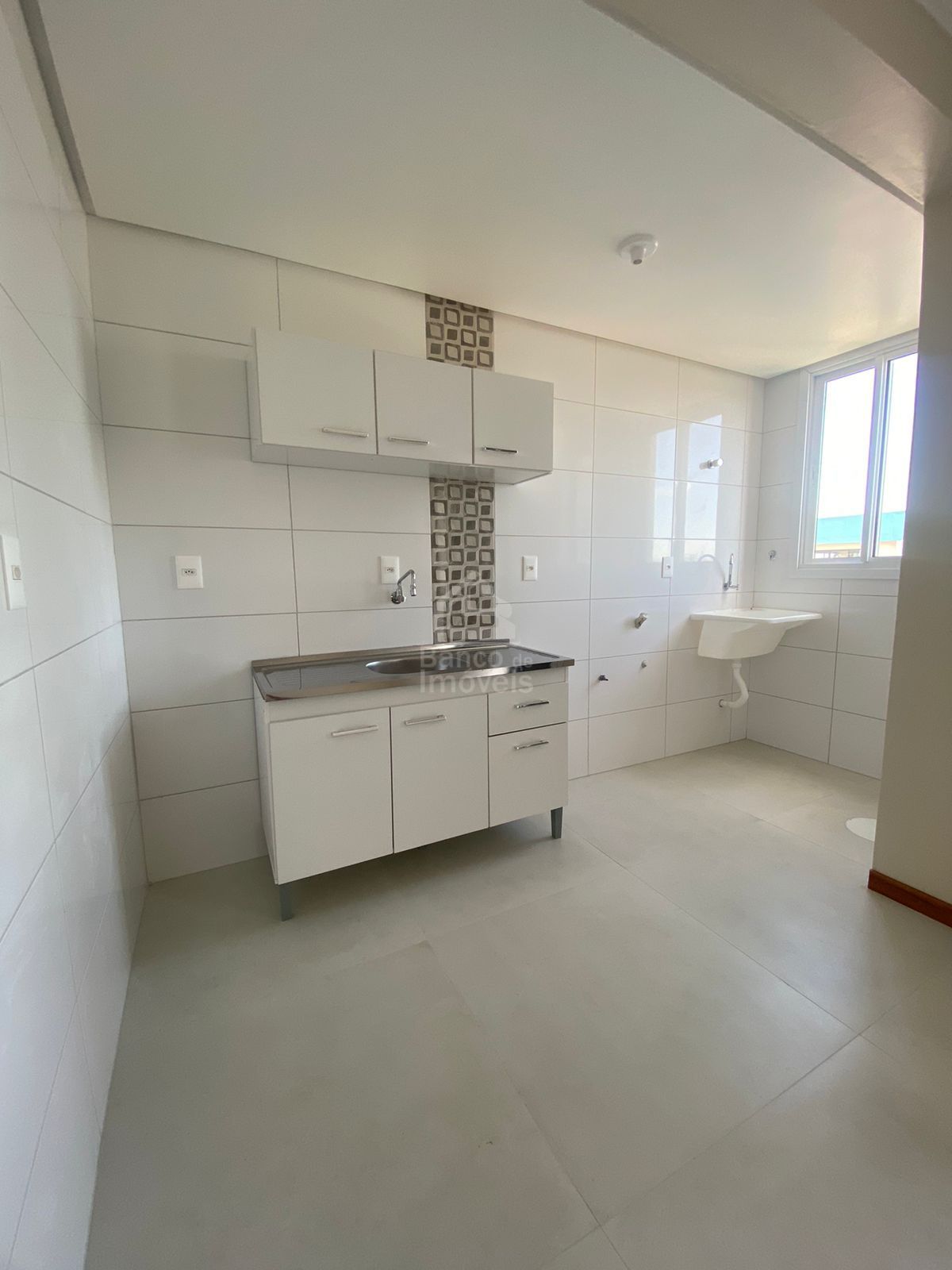 Apartamento para alugar com 1 quarto, 40m² - Foto 4