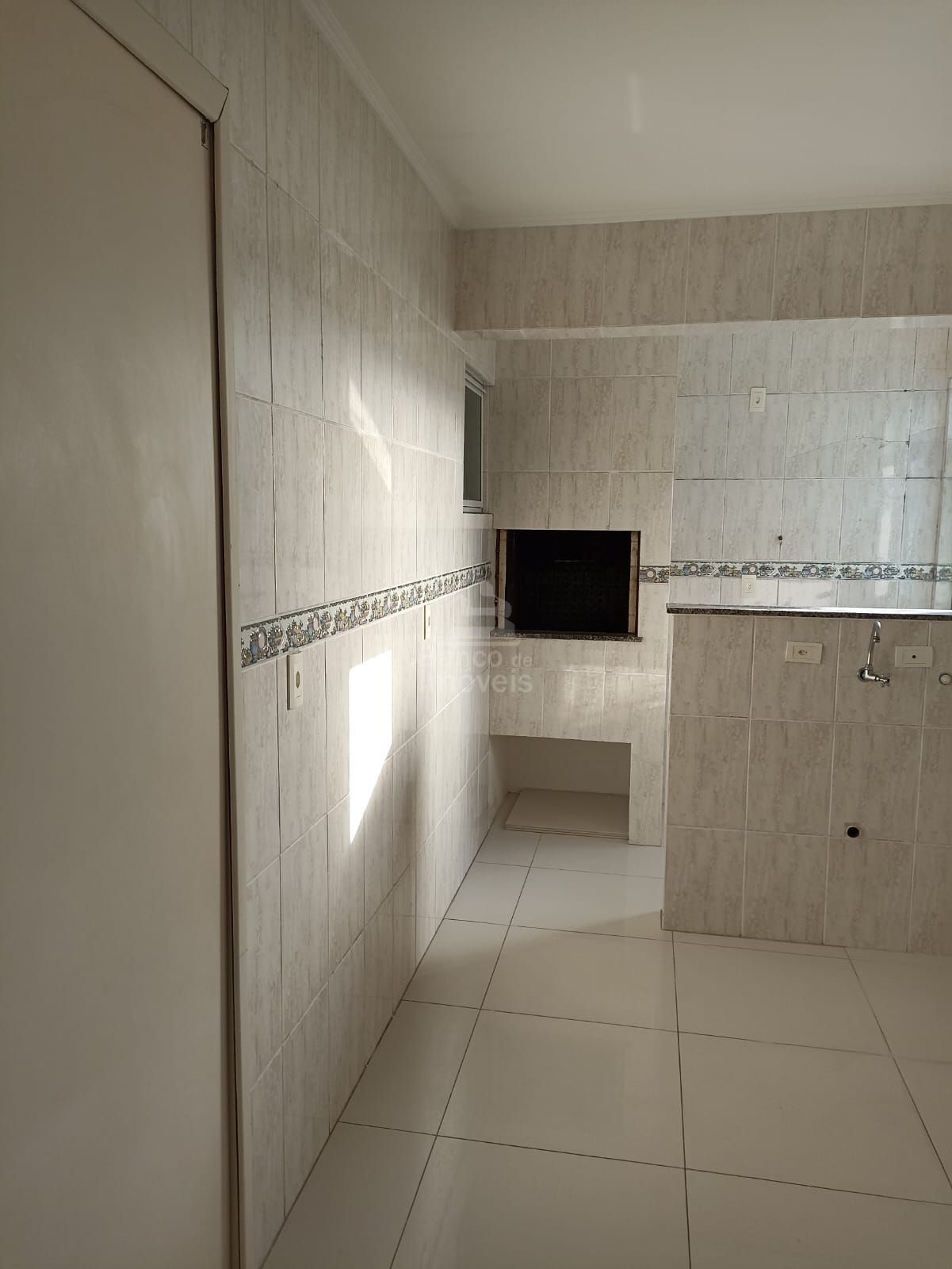 Apartamento à venda com 2 quartos, 75m² - Foto 8