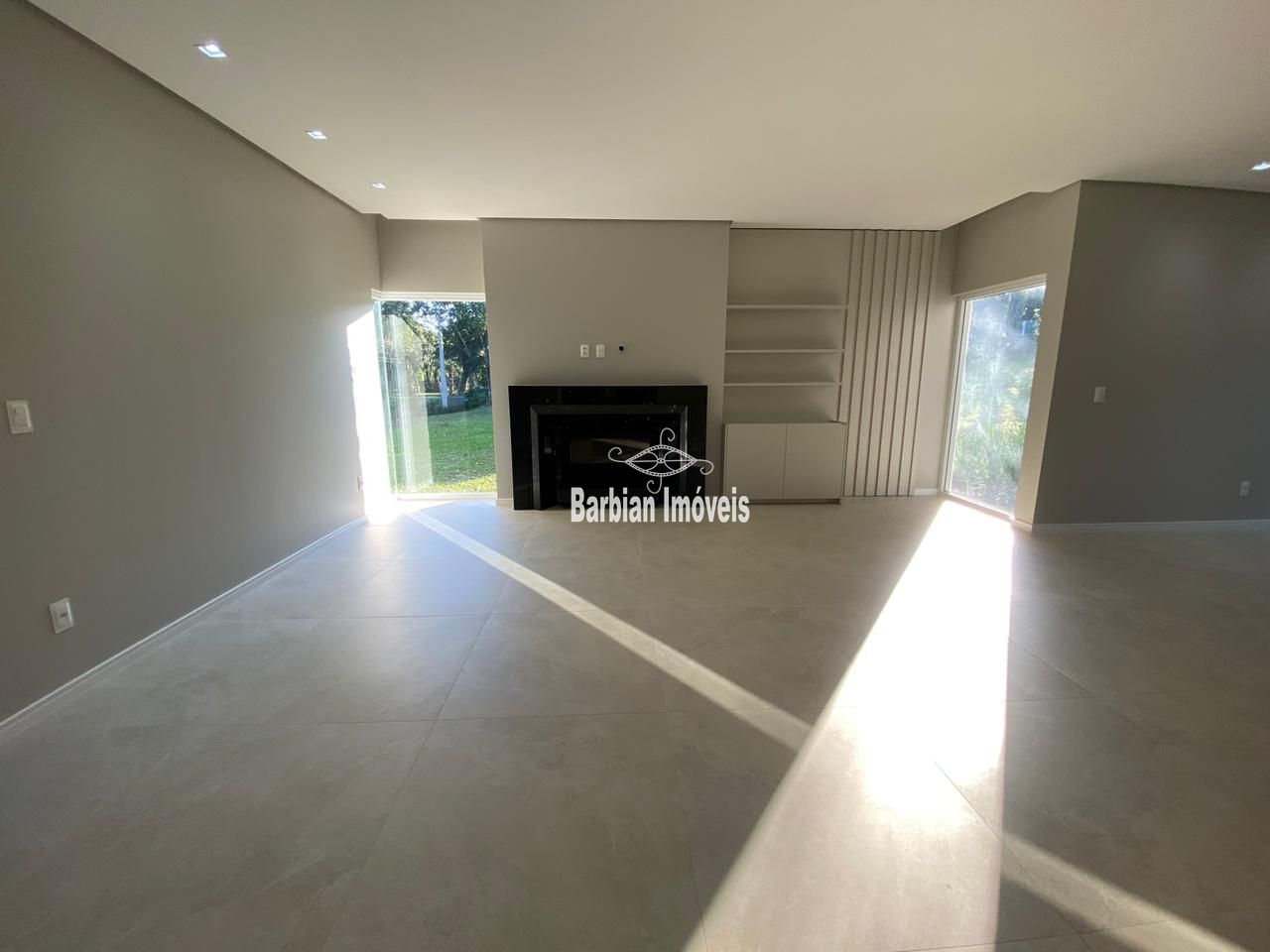 Casa, 3 quartos, 328 m² - Foto 3