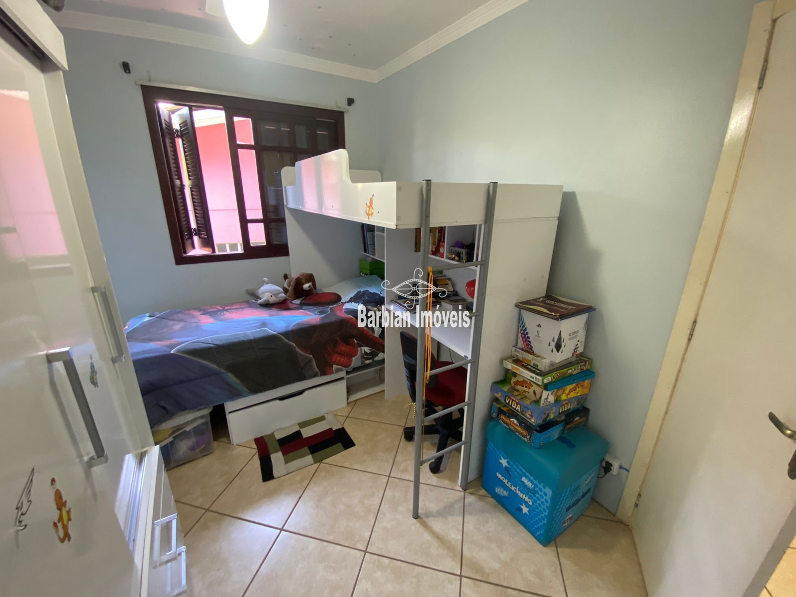 Casa à venda com 4 quartos, 192m² - Foto 17