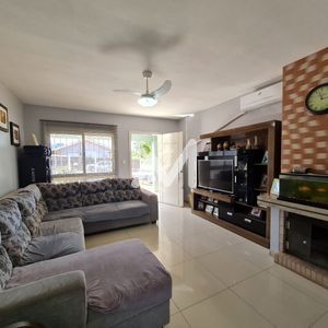 Casa com 145m² e 3 dormitórios no bairro Conventos em Lajeado para Comprar