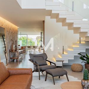 Casa com 385m² e 3 dormitórios no bairro Universitário em Lajeado para Comprar