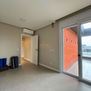 Casa de Condomínio com 435m², 4 dormitórios, 4 suítes, 4 vagas no Ocean Side em Torres para Comprar