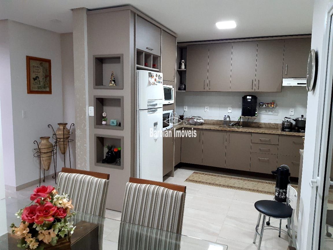 Apartamento à venda com 3 quartos, 110m² - Foto 4