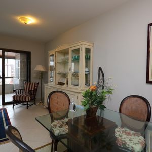 Apartamento com 157m², 3 dormitórios, 1 suíte, 2 vagas no Torre do Sol em Torres para Comprar