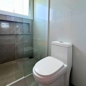 Casa de Condomínio com 226m², 3 dormitórios, 3 suítes, 2 vagas no Reserva das Águas em Torres para Comprar