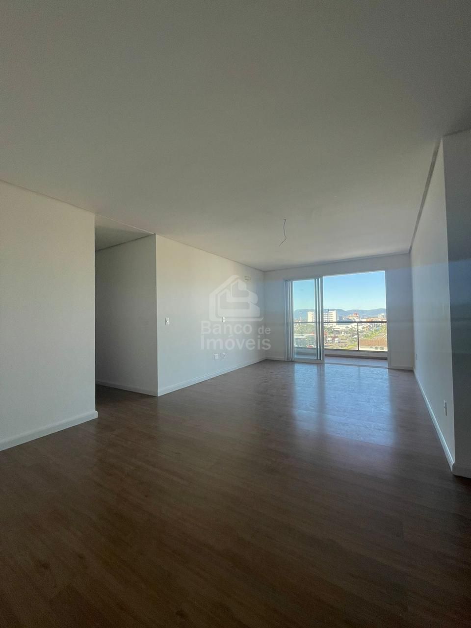 Apartamento à venda com 2 quartos, 121m² - Foto 2